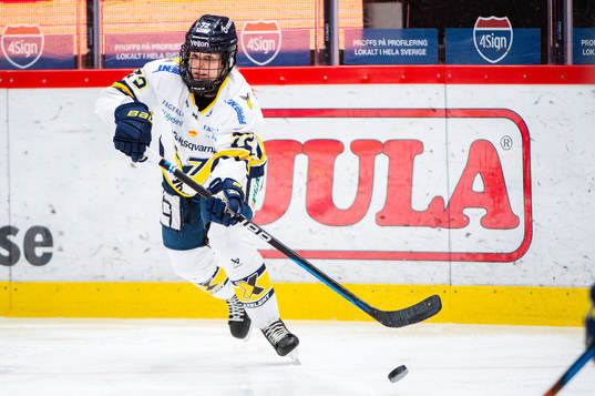 HV71s Kiira Yrjänen