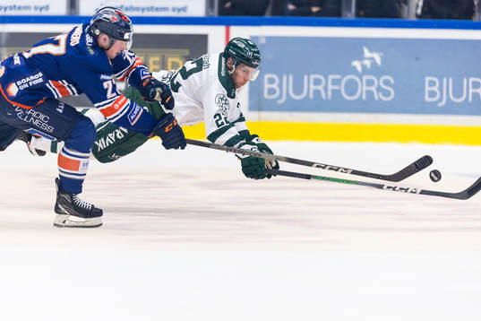Växjö Lakers HCs Martin Lundberg och Färjestad BKs Per