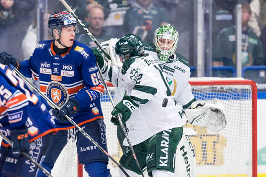 Växjö Lakers HCs Jakub Stancl och Färjestad BKs Albert