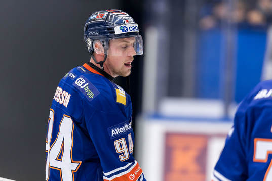 Växjö Lakers HCs Joel Persson deppar