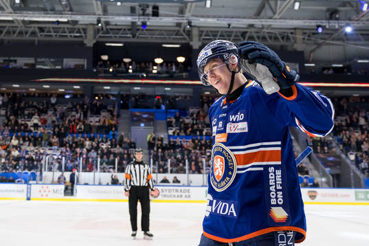 Växjö Lakers HCs Jakub Stancl jublar