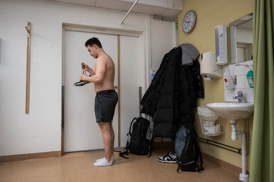 Frölunda J20s Rasmus Odelhög byter om