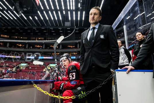 Malmö Redhawks Albert Sjöberg och tränare Tomas Kollar