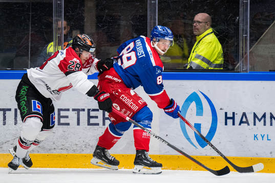Örebros Linus Arnesson och Oskarshamns Patrik Karlkvist