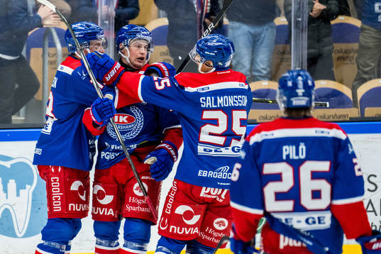 Oskarshamns Jonas Engström jublar