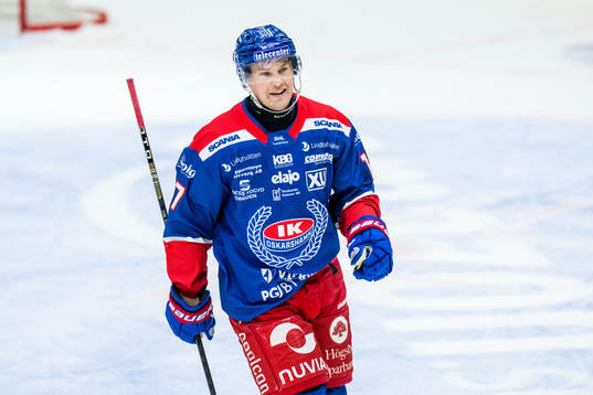 Oskarshamns Jonas Engström jublar