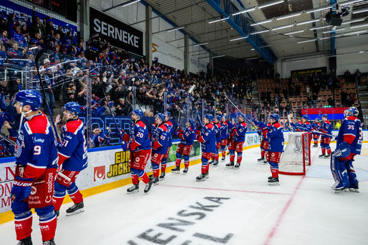 Oskarshamns spelare jublar