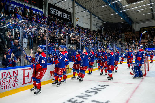 Oskarshamns spelare jublar