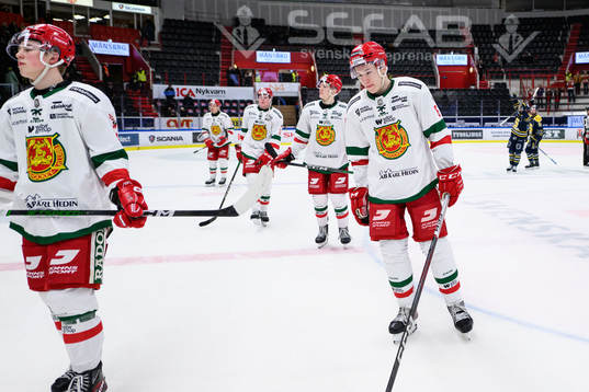 Moras Oskar Tängerby deppar