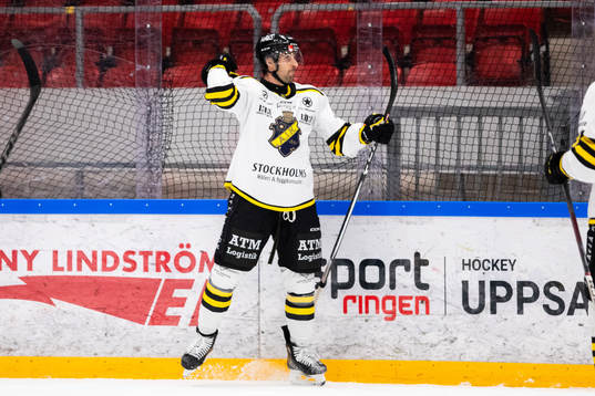 AIKs Kristoff Kontos jublar