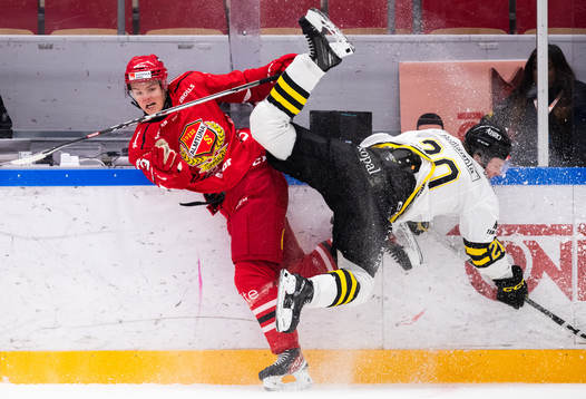 Almtunas Leon Lerebäck och AIKs Rasmus Rudslätt