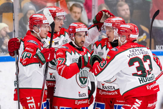 Frölundas Jayden Halbgewachs jublar