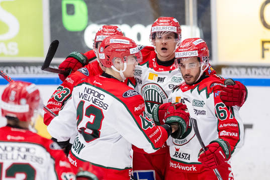 Frölundas Jayden Halbgewachs jublar
