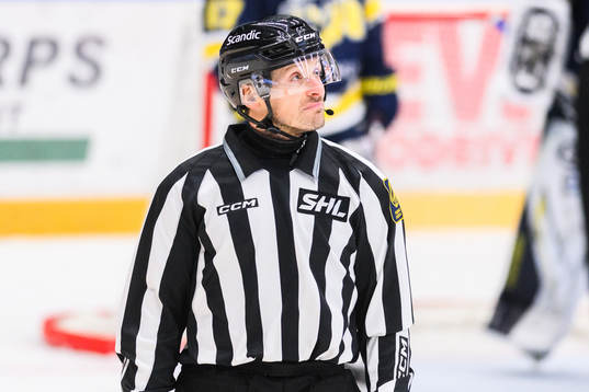 Linjedomare Örjan Åhlén
