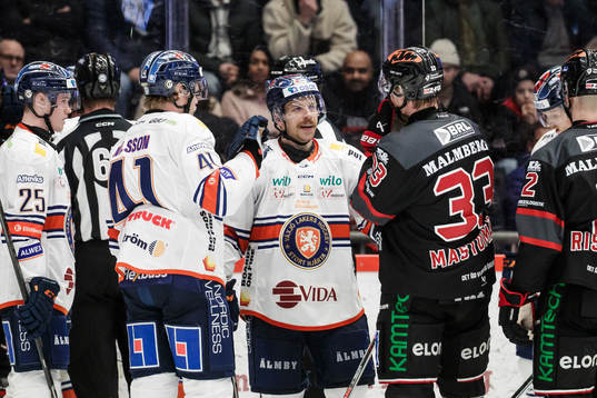 Växjös Brian Cooper och Örebros Christopher Mastomäki