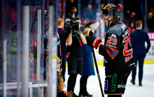 Örebros Milton Oscarson deppar