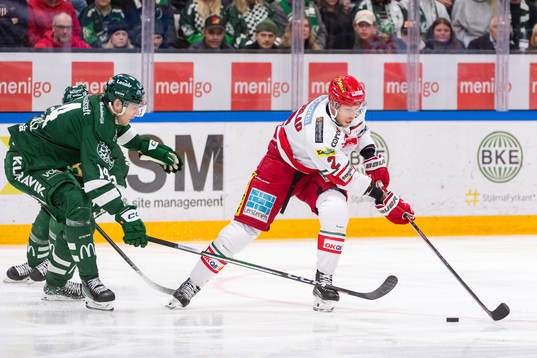 Färjestads Victor Ejdsell och MoDos David Rundblad