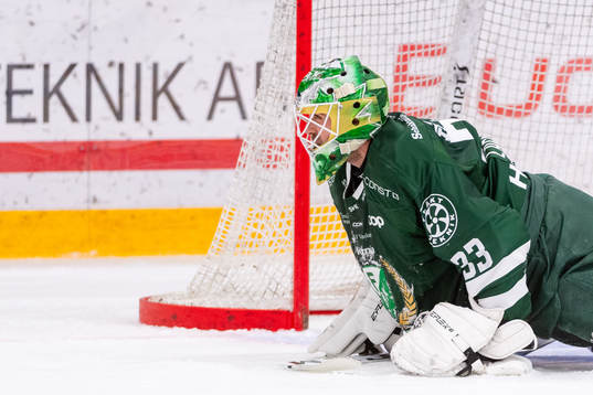Färjestads målvakt Maxime Lagacé deppar