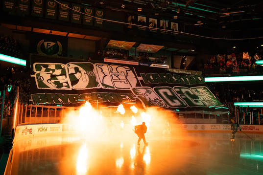 inför ishockeymatchen i SHL mellan Färjestad och MoDo