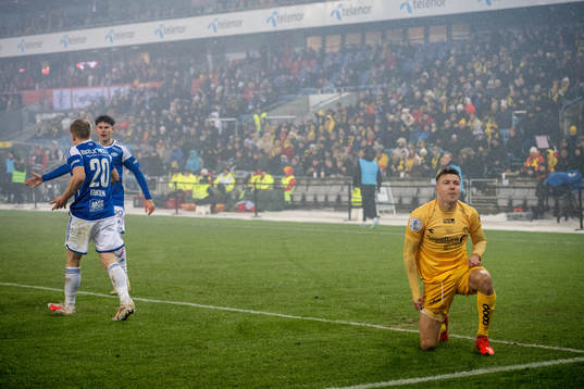 Fredrik André Bjørkan of Bodø/Glimt looks dejected