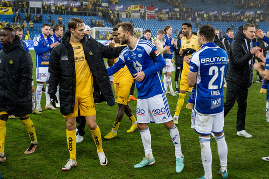 Ulrik Saltnes of Bodø/Glimt and Magnus Wolff Eikrem of