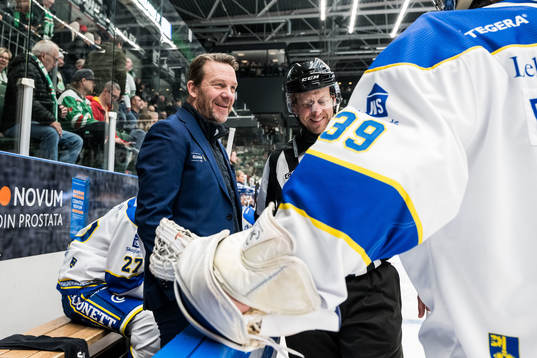 Leksands tränare Charles Berglund