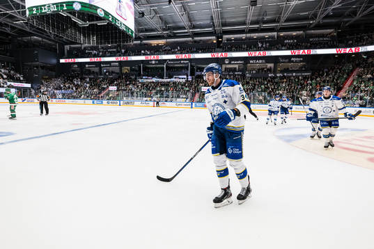 Leksands Peter Cehlarik jublar