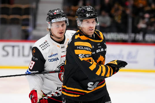 Malmö Redhawks Lauri Pajuniemi och Skellefteås Oscar