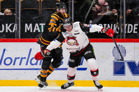 Skellefteås Petter Granberg och Malmö Redhawks Kim Rosdahl
