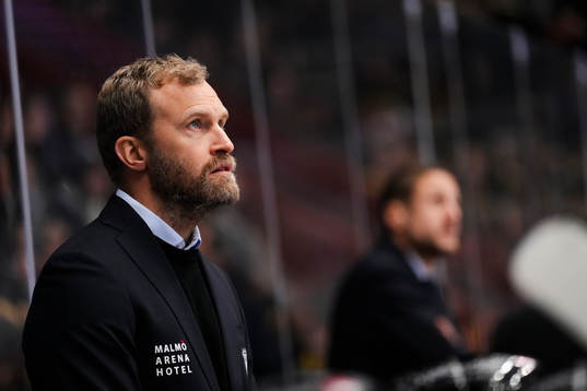 Malmö Redhawks assisterande tränare Mathias Tjärnqvst