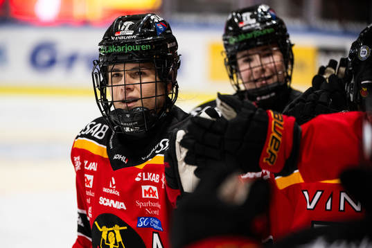 Luleås Emma Nordin jublar