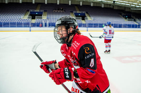 Malmö Redhawks Siobhan Birch jublar