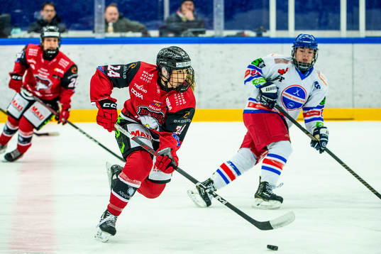 Malmö Redhawks Avery Webster mot Hvidovres Julie Røder