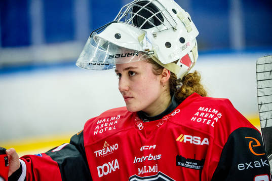 Malmö Redhawks målvakt Caroline Bjergstad