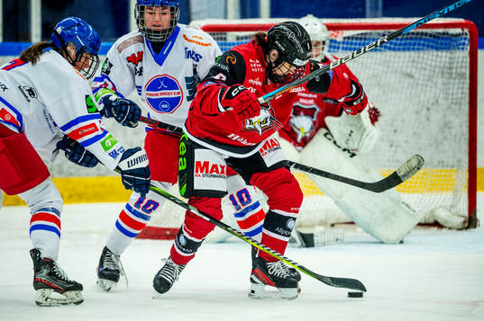 Malmö Redhawks Hilda Törner mot Hvidovres Sara Julie