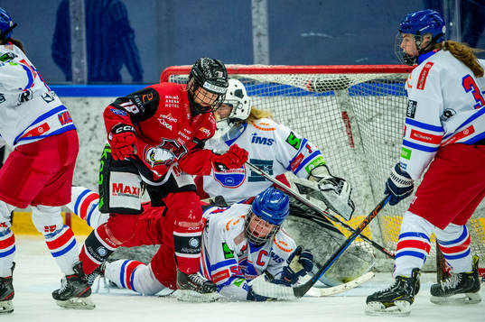 Malmö Redhawks Marion Bladh mot Hvidovres Simone Hammer