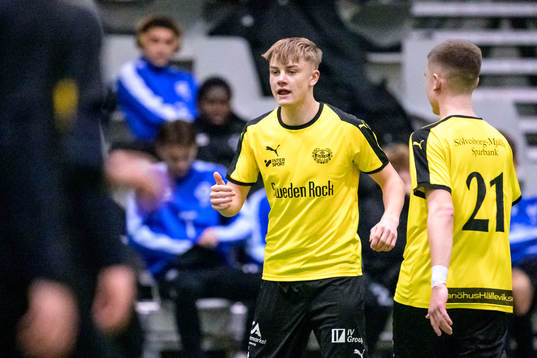 Mjällbys Lucas Nennesson jublar