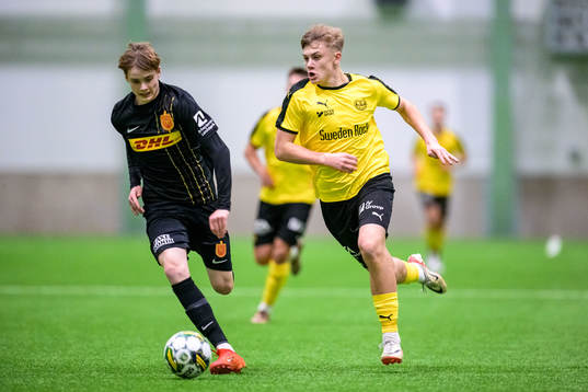 Nordsjällands Oliver Vest och Mjällbys Lucas Nennesson