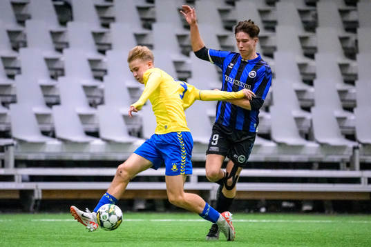 Bröndbys Philip Søndergaard och Odenses Lasse Andersen