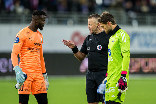 Serigne Mor Mbaye of Kristiansund, Svein Oddvar Moen,