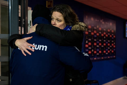 Geir Bakke, head coach of Vålerenga, looks dejected