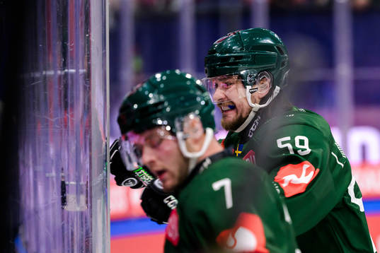 Linus Johansson of Färjestad looks dejected