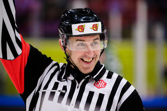 referee Linus Öhlund