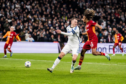 Viktor Claesson of FC Copenhagen and Kaan Ayhan of