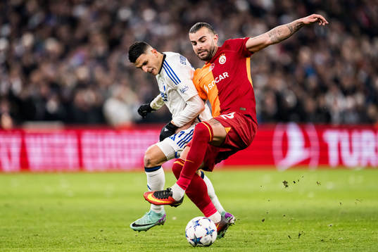 Mohamed Elyounoussi of FC Copenhagen and Abdulkerim