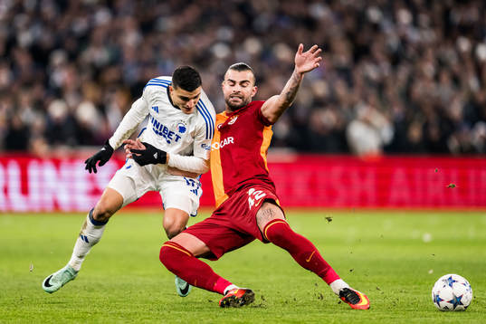 Mohamed Elyounoussi of FC Copenhagen and Abdulkerim
