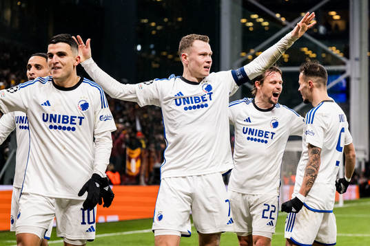 Mohamed Elyounoussi and Viktor Claesson of FC Copenhagen