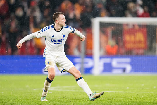 Viktor Claesson of FC Copenhagen celebrates