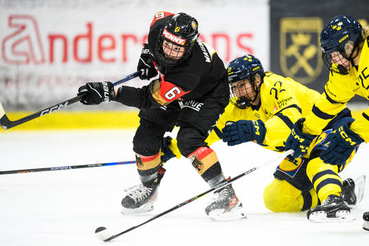 Tysklands Theresa Wagner och Sveriges Hanna Thuvik
