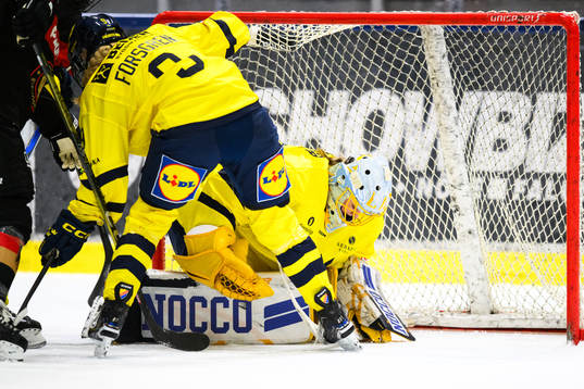 Sveriges målvakt Emma Söderberg
